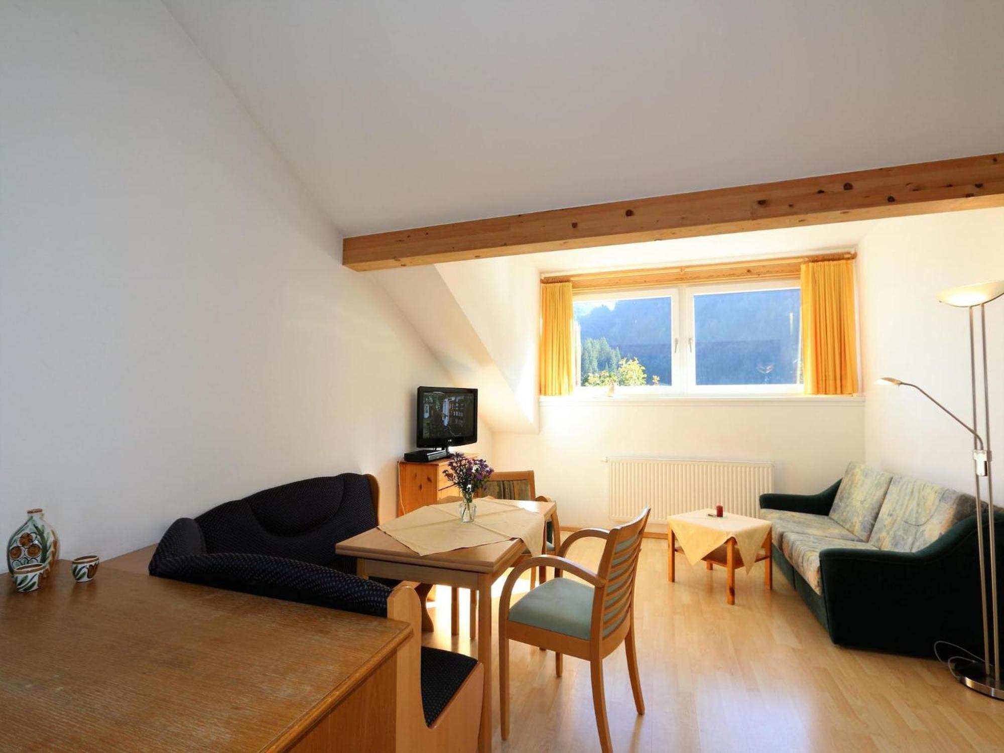 Apartment In Bichlbach With Parking Space ภายนอก รูปภาพ