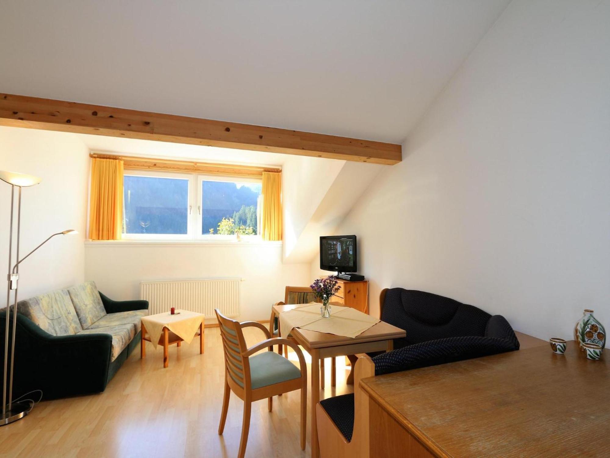 Apartment In Bichlbach With Parking Space ภายนอก รูปภาพ