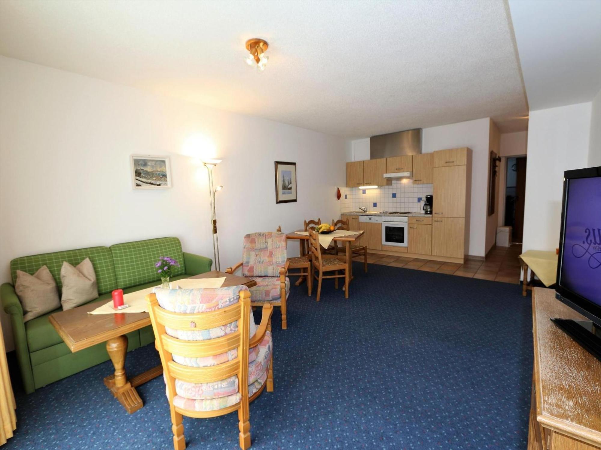 Apartment In Bichlbach With Parking Space ภายนอก รูปภาพ